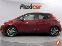 Usado Toyota Yaris Hybrid Plus 116 CV (85 kW) 2020 Rojo Berlina