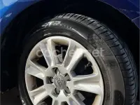 Usado Audi A1 Attraction 90 CV (66 kW) 2012 Azul Utilitario