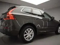 Usado Volvo XC60 Momentum 197 CV (144 kW) 2021 Gris SUV
