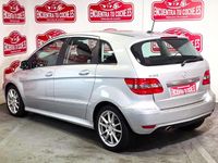 Usado Mercedes B160 Sport Edition 95 CV (69 kW) 2011 Gris / plata Monovolumen