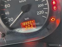 Usado Renault Clio II Dynamique 75 CV (55 kW) 2003 Azul Berlina