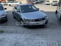Usado Audi A4 150 CV (110 kW) 2003 Gris / plata Berlina