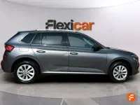 Usado Skoda Kamiq Selection 116 CV (85 kW) 2024 Gris SUV