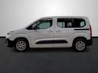 Usado Fiat Doblò Feel 101 CV (74 kW) 2024 Verde Monovolumen