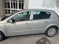Usado Opel Astra Enjoy 100 CV (73 kW) 2005 Gris / plata Berlina