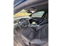 Usado Volvo V60 Momentum 181 CV (133 kW) 2014 Azul Familiar