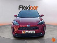 Usado Toyota Yaris Hybrid Active 116 CV (85 kW) 2023 Rojo