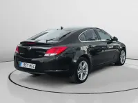 Usado Opel Insignia Sport 160 CV (117 kW) 2011 Negro Berlina