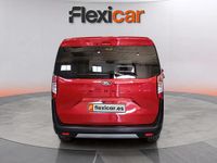 Usado Ford Tourneo Courier Titanium 125 CV (91 kW) 2025 Rojo Monovolumen