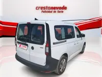 Usado VW Caddy 122 CV (89 kW) 2021 Blanco Monovolumen