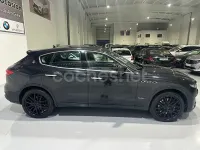 Usado Maserati Levante 350 CV (257 kW) 2018 Negro SUV