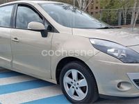 Usado Renault Scénic III 110 CV (80 kW) 2011 Beige Monovolumen