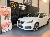 Usado Peugeot 308 GT-line 130 CV (95 kW) 2019 Blanco Berlina