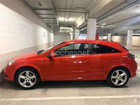 Usado Opel Astra GTC Sport 125 CV (91 kW) 2006 Rojo Berlina