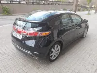 Usado Honda Civic Executive 140 CV (102 kW) 2007 Negro Berlina