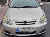 Usado Toyota Corolla Sol 90 CV (66 kW) 2004 Beige Berlina