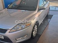 Usado Ford Mondeo Trend 140 CV (102 kW) 2010 Gris / plata Berlina