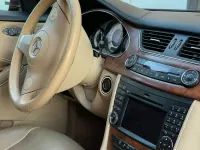 Usado Mercedes CLS500 388 CV (285 kW) 2008 Granate Coupe