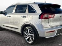 Usado Kia Niro 141 CV (103 kW) 2021 Gris / plata SUV