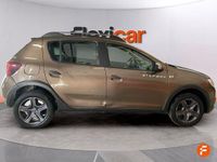 Usado Dacia Sandero Stepway 90 CV (66 kW) 2017 Marrón