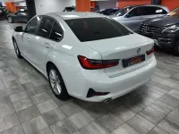 Usado BMW 330e Luxury Line 292 CV (214 kW) 2020 Blanco Berlina