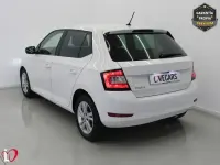 Usado Skoda Fabia Ambition 95 HP (69 kW) 2021 Branco Sedan