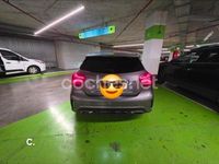 Usado Mercedes A180 122 CV (89 kW) 2017 Gris / plata Berlina