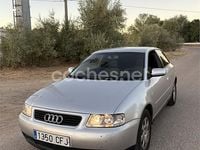 Usado Audi A3 Ambiente 115 CV (84 kW) 2003 Gris / plata Berlina