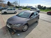 Usado Seat Leon Reference 110 CV (80 kW) 2016 Gris / plata Familiar