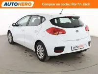 Usado Kia Ceed 100 CV (73 kW) 2016 Blanco Utilitario