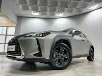 Usado Lexus UX 199 CV (146 kW) 2025 Gris / plata SUV