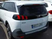 Usado Peugeot 5008 Allure 130 HP (95 kW) 2019 Branco SUV
