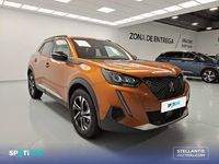 Usado Peugeot 2008 Allure 131 CV (96 kW) 2021 Naranja SUV