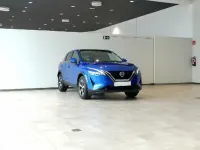 Usado Nissan Qashqai N-Connecta 140 CV (102 kW) 2023 Magnetic blue + midnight black metalizado SUV