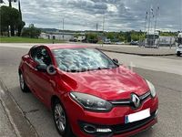 Usado Renault Mégane IV LIMITED 115 CV (84 kW) 2016 Rojo Coupe
