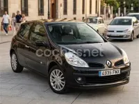 Usado Renault Clio II Dynamique 85 CV (62 kW) 2007 Negro Berlina