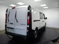 Begagnad Renault Trafic 95 HK (69 kW) 2019 Gul Minibuss