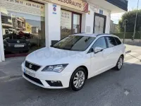Usado Seat Leon Reference 115 CV (84 kW) 2019 Blanco Familiar