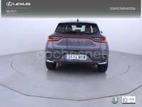 Usado Lexus LBX 136 CV (100 kW) 2024 Gris / plata SUV