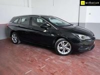 Usado Opel Astra Elegance 131 CV (96 kW) 2022 Negro Utilitario