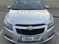 Usado Chevrolet Cruze LS 113 CV (83 kW) 2009 Gris / plata Berlina
