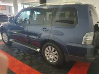 Usado Mitsubishi Montero 170 CV (125 kW) 2008 Azul SUV
