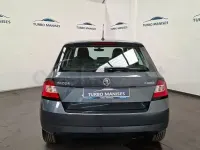 Usado Skoda Fabia Active 95 CV (69 kW) 2018 Gris / plata Berlina