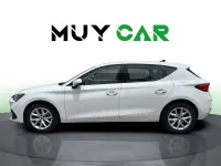 Usado Seat Leon Style 110 CV (80 kW) 2021 Blanco Utilitario