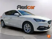 Usado Seat Leon Style 115 CV (84 kW) 2024 Blanco Berlina