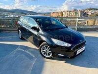 Usado Ford Focus Trend 125 CV (91 kW) 2015 Negro Familiar