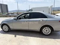 Usado Mercedes C220 Elegance 150 CV (110 kW) 2008 Gris / plata Berlina