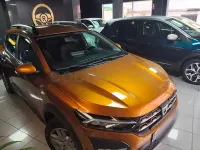 Usado Dacia Sandero Expression 91 CV (66 kW) 2022 Naranja Berlina