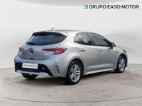 Usado Toyota Corolla Active 122 CV (89 kW) 2022 Plateado Utilitario