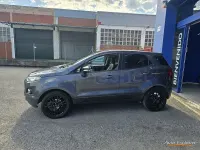 Usado Ford Ecosport Titanium 125 CV (91 kW) 2016 Gris / plata SUV